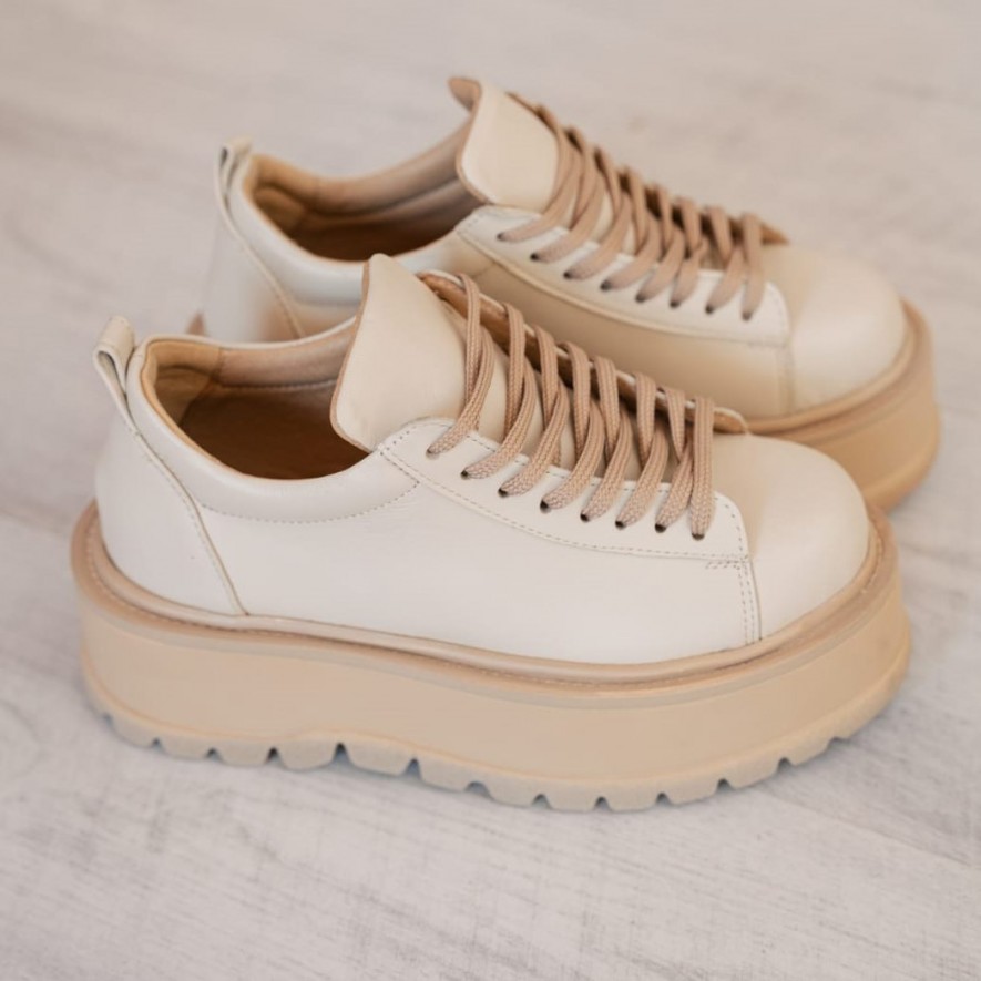 *. Sneakers - Medellin - Nude - Basic